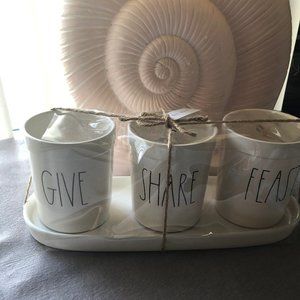 NWT Rae Dunn 3 Piece Holiday Tray Utensil Holder